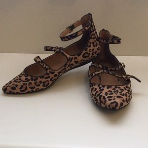 Cheetah ankle flats.